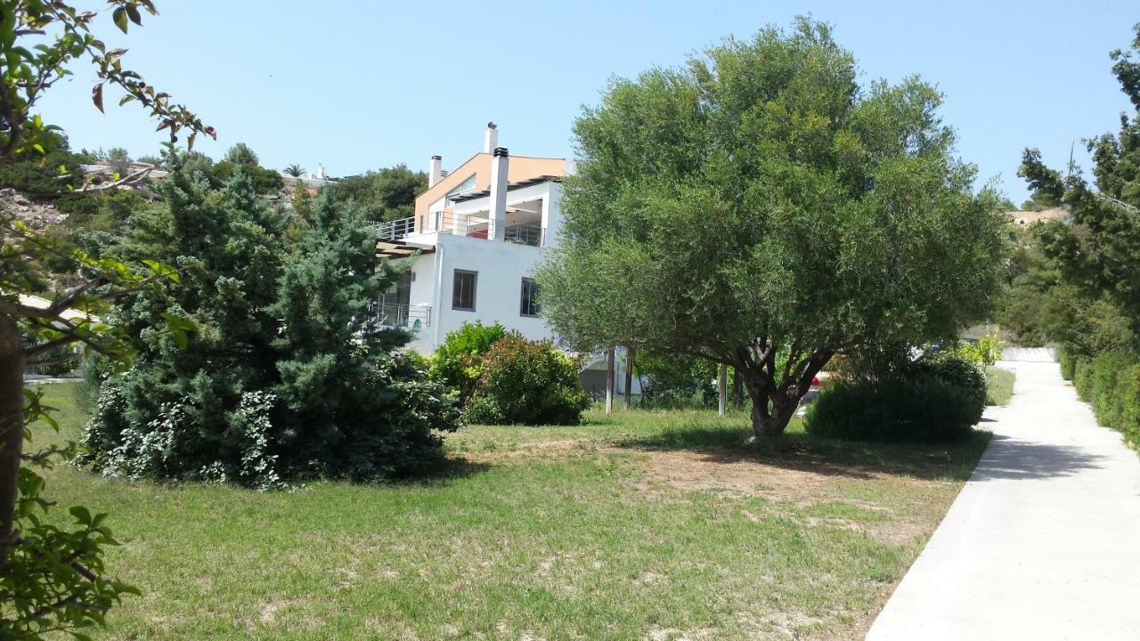 הוילה Beautiful House By The Sea,Loutraki Skaloma. מראה חיצוני תמונה